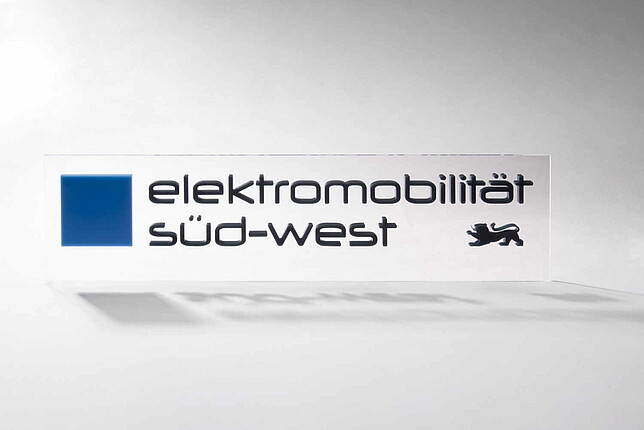 Logo Cluster Elektromobilität Süd-West