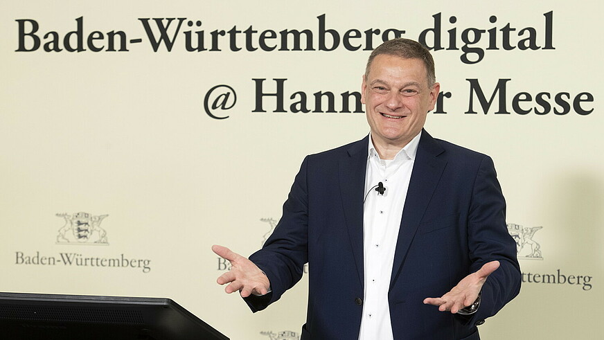 Franz Loogen begrüßt zur digitalen Hannover Messe 2021
